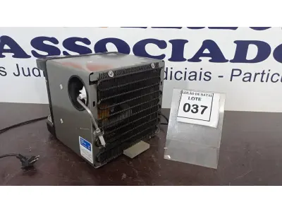 LOTE 037 - 01 PURIFICADOR DE ÁGUA. (NO ESTADO) ATENÇÃO! FAZER A VISITAÇÃO ANTES DE ARREMATAR, NÃO SABEMOS SE FUNCIONA, LEILÃO NÃO TEM GARANTIA E NEM DEVOLUÇÃO, SUJEITO A POSSÍVEIS AVARIAS VISÍVEIS/OCULTAS E/OU AUSÊNCIA DE COMPONENTES.