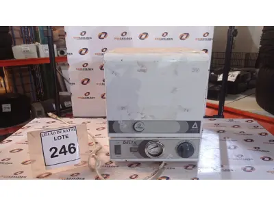 LOTE 246 - 01 ESTUFA PARA ESTERILIZAÇÃO E SECAGEM MARCA MASTER. (NO ESTADO) ATENÇÃO! FAZER A VISITAÇÃO ANTES DE ARREMATAR, NÃO SABEMOS SE FUNCIONA, LEILÃO NÃO TEM GARANTIA E NEM DEVOLUÇÃO, SUJEITO A POSSÍVEIS AVARIAS VISÍVEIS/OCULTAS E/OU AUSÊNCIA DE COMPONENTES.
