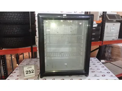 LOTE 252 - 01 FRIGOBAR. (NO ESTADO) ATENÇÃO! FAZER A VISITAÇÃO ANTES DE ARREMATAR, NÃO SABEMOS SE FUNCIONA, LEILÃO NÃO TEM GARANTIA E NEM DEVOLUÇÃO, SUJEITO A POSSÍVEIS AVARIAS VISÍVEIS/OCULTAS E/OU AUSÊNCIA DE COMPONENTES.