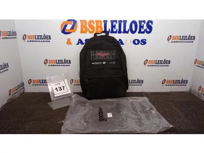 LOTE 137 - 01 MOCHILA DESENHO DO FLAMENGO MARCA GOCASE NA COR PRETA. (NO ESTADO) ATENÇÃO! FAZER A VISITAÇÃO ANTES DE ARREMATAR, NÃO SABEMOS SE FUNCIONA, LEILÃO NÃO TEM GARANTIA E NEM DEVOLUÇÃO, SUJEITO A POSSÍVEIS AVARIAS VISÍVEIS/OCULTAS E/OU AUSÊNCIA DE COMPONENTES.