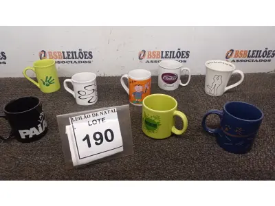 LOTE 190 - 08 CANECAS. (NO ESTADO) ATENÇÃO! FAZER A VISITAÇÃO ANTES DE ARREMATAR, NÃO SABEMOS SE FUNCIONA, LEILÃO NÃO TEM GARANTIA E NEM DEVOLUÇÃO, SUJEITO A POSSÍVEIS AVARIAS VISÍVEIS/OCULTAS E/OU AUSÊNCIA DE COMPONENTES.