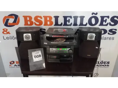 LOTE 008 - 01 APARELHO DE SOM COM 02 CAIXAS MARCA AIWA. (NO ESTADO) ATENÇÃO! FAZER A VISITAÇÃO ANTES DE ARREMATAR, NÃO SABEMOS SE FUNCIONA, LEILÃO NÃO TEM GARANTIA E NEM DEVOLUÇÃO, SUJEITO A POSSÍVEIS AVARIAS VISÍVEIS/OCULTAS E/OU AUSÊNCIA DE COMPONENTES.