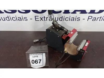 LOTE 067 - 01 PRENSA TÉRMICA DE CANECAS. (NO ESTADO) ATENÇÃO! FAZER A VISITAÇÃO ANTES DE ARREMATAR, NÃO SABEMOS SE FUNCIONA, LEILÃO NÃO TEM GARANTIA E NEM DEVOLUÇÃO, SUJEITO A POSSÍVEIS AVARIAS VISÍVEIS/OCULTAS E/OU AUSÊNCIA DE COMPONENTES.