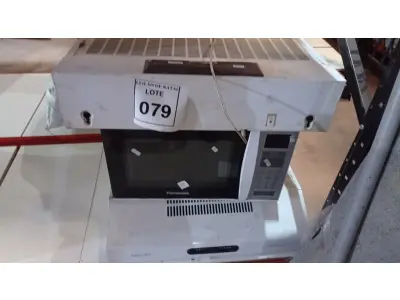 LOTE 079 - 02 DEPURADORES DE AR E 01 MICRO-ONDAS. (NO ESTADO) ATENÇÃO! FAZER A VISITAÇÃO ANTES DE ARREMATAR, NÃO SABEMOS SE FUNCIONA, LEILÃO NÃO TEM GARANTIA E NEM DEVOLUÇÃO, SUJEITO A POSSÍVEIS AVARIAS VISÍVEIS/OCULTAS E/OU AUSÊNCIA DE COMPONENTES.