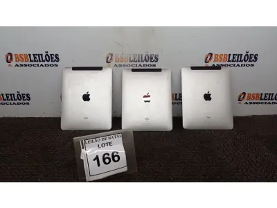 LOTE 166 - 03 IPADS. (NO ESTADO) ATENÇÃO! FAZER A VISITAÇÃO ANTES DE ARREMATAR, NÃO SABEMOS SE FUNCIONA, LEILÃO NÃO TEM GARANTIA E NEM DEVOLUÇÃO, SUJEITO A POSSÍVEIS AVARIAS VISÍVEIS/OCULTAS E/OU AUSÊNCIA DE COMPONENTES.