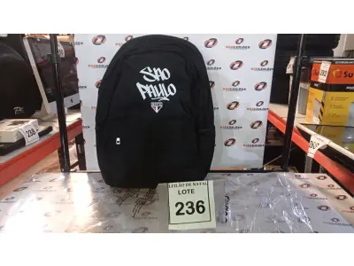 LOTE 236 - 01 MOCHILA DESENHO DO SÃO PAULO NA COR PRETA MARCA GOCASE. (NO ESTADO) ATENÇÃO! FAZER A VISITAÇÃO ANTES DE ARREMATAR, NÃO SABEMOS SE FUNCIONA, LEILÃO NÃO TEM GARANTIA E NEM DEVOLUÇÃO, SUJEITO A POSSÍVEIS AVARIAS VISÍVEIS/OCULTAS E/OU AUSÊNCIA DE COMPONENTES.