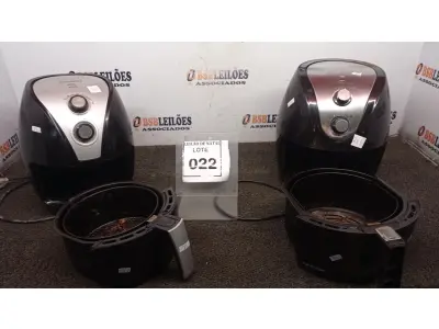 LOTE 022 - 02 AIR FRYERS. (NO ESTADO) ATENÇÃO! FAZER A VISITAÇÃO ANTES DE ARREMATAR, NÃO SABEMOS SE FUNCIONA, LEILÃO NÃO TEM GARANTIA E NEM DEVOLUÇÃO, SUJEITO A POSSÍVEIS AVARIAS VISÍVEIS/OCULTAS E/OU AUSÊNCIA DE COMPONENTES.