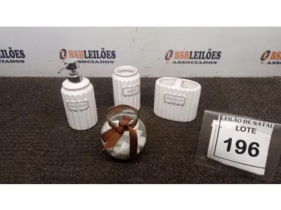 LOTE 196 - 01 CONJUNTO DE UTENSÍLIOS PARA BANHEIRO. (NO ESTADO) ATENÇÃO! FAZER A VISITAÇÃO ANTES DE ARREMATAR, NÃO SABEMOS SE FUNCIONA, LEILÃO NÃO TEM GARANTIA E NEM DEVOLUÇÃO, SUJEITO A POSSÍVEIS AVARIAS VISÍVEIS/OCULTAS E/OU AUSÊNCIA DE COMPONENTES.