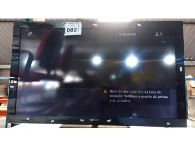 LOTE 082 - 01 TV LCD 46’’ MARCA SONY. (NO ESTADO) ATENÇÃO! FAZER A VISITAÇÃO ANTES DE ARREMATAR, NÃO SABEMOS SE FUNCIONA, LEILÃO NÃO TEM GARANTIA E NEM DEVOLUÇÃO, SUJEITO A POSSÍVEIS AVARIAS VISÍVEIS/OCULTAS E/OU AUSÊNCIA DE COMPONENTES.