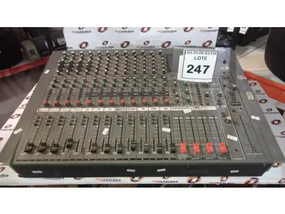 LOTE 247 - 01 MESA DE SOM 12 CANAIS MODELO MXP-390 MARCA SONY. (NO ESTADO) ATENÇÃO! FAZER A VISITAÇÃO ANTES DE ARREMATAR, NÃO SABEMOS SE FUNCIONA, LEILÃO NÃO TEM GARANTIA E NEM DEVOLUÇÃO, SUJEITO A POSSÍVEIS AVARIAS VISÍVEIS/OCULTAS E/OU AUSÊNCIA DE COMPONENTES.