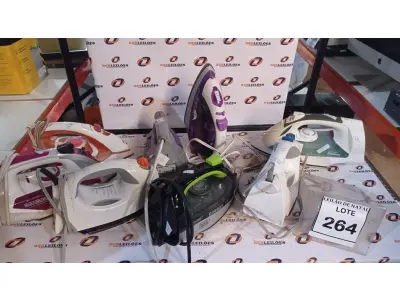 LOTE 264 - 08 FERROS DE PASSAR DE MARCAS E MODELOS DIVERSOS. (NO ESTADO) ATENÇÃO! FAZER A VISITAÇÃO ANTES DE ARREMATAR, NÃO SABEMOS SE FUNCIONA, LEILÃO NÃO TEM GARANTIA E NEM DEVOLUÇÃO, SUJEITO A POSSÍVEIS AVARIAS VISÍVEIS/OCULTAS E/OU AUSÊNCIA DE COMPONENTES.