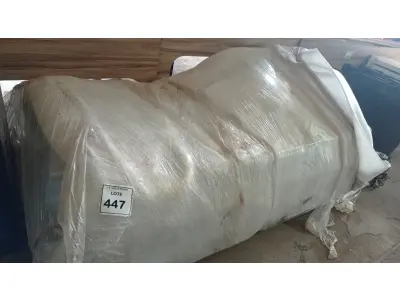 LOTE 447 - 01 CAMA HOSPITALAR (NOVA). (NO ESTADO) ATENÇÃO! FAZER A VISITAÇÃO ANTES DE ARREMATAR, NÃO SABEMOS SE FUNCIONA, LEILÃO NÃO TEM GARANTIA E NEM DEVOLUÇÃO, SUJEITO A POSSÍVEIS AVARIAS VISÍVEIS/OCULTAS E/OU AUSÊNCIA DE COMPONENTES.