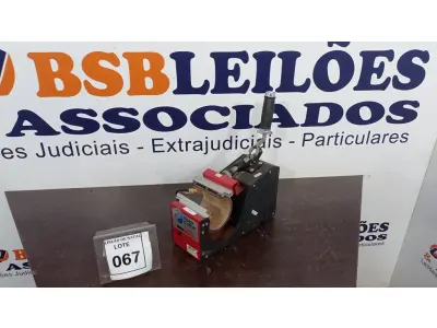 LOTE 067 - 01 PRENSA TÉRMICA DE CANECAS. (NO ESTADO) ATENÇÃO! FAZER A VISITAÇÃO ANTES DE ARREMATAR, NÃO SABEMOS SE FUNCIONA, LEILÃO NÃO TEM GARANTIA E NEM DEVOLUÇÃO, SUJEITO A POSSÍVEIS AVARIAS VISÍVEIS/OCULTAS E/OU AUSÊNCIA DE COMPONENTES.