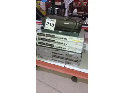 LOTE 213 - 02 MODEMS E 04 SWITCHES DE MARCAS E MODELOS DIVERSOS. (NO ESTADO) ATENÇÃO! FAZER A VISITAÇÃO ANTES DE ARREMATAR, NÃO SABEMOS SE FUNCIONA, LEILÃO NÃO TEM GARANTIA E NEM DEVOLUÇÃO, SUJEITO A POSSÍVEIS AVARIAS VISÍVEIS/OCULTAS E/OU AUSÊNCIA DE COMPONENTES.