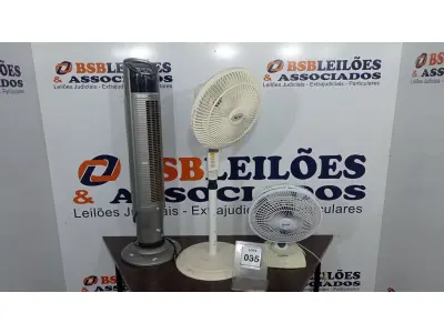 LOTE 035 - 03 VENTILADORES DE MARCAS E MODELOS DIVERSOS. (NO ESTADO) ATENÇÃO! FAZER A VISITAÇÃO ANTES DE ARREMATAR, NÃO SABEMOS SE FUNCIONA, LEILÃO NÃO TEM GARANTIA E NEM DEVOLUÇÃO, SUJEITO A POSSÍVEIS AVARIAS VISÍVEIS/OCULTAS E/OU AUSÊNCIA DE COMPONENTES.