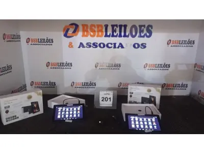 LOTE 201 - 02 TABLETS MARCA POWERPACK. (NO ESTADO) ATENÇÃO! FAZER A VISITAÇÃO ANTES DE ARREMATAR, NÃO SABEMOS SE FUNCIONA, LEILÃO NÃO TEM GARANTIA E NEM DEVOLUÇÃO, SUJEITO A POSSÍVEIS AVARIAS VISÍVEIS/OCULTAS E/OU AUSÊNCIA DE COMPONENTES.