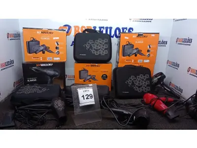 LOTE 129 - 03 SECADORES DE CABELO COM MALETA 127V, 02 SECADORES 220V MARCAS MALLORY E 04 MALETAS. (NO ESTADO) ATENÇÃO! FAZER A VISITAÇÃO ANTES DE ARREMATAR, NÃO SABEMOS SE FUNCIONA, LEILÃO NÃO TEM GARANTIA E NEM DEVOLUÇÃO, SUJEITO A POSSÍVEIS AVARIAS VISÍVEIS/OCULTAS E/OU AUSÊNCIA DE COMPONENTES.