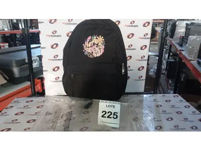 LOTE 225 - 01 MOCHILA NA COR PRETA COM LETTERING MARCA GOCASE. (NO ESTADO) ATENÇÃO! FAZER A VISITAÇÃO ANTES DE ARREMATAR, NÃO SABEMOS SE FUNCIONA, LEILÃO NÃO TEM GARANTIA E NEM DEVOLUÇÃO, SUJEITO A POSSÍVEIS AVARIAS VISÍVEIS/OCULTAS E/OU AUSÊNCIA DE COMPONENTES.