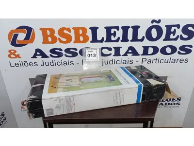 LOTE 013 - 01 ARARA PARA ROUPAS MARCA MEMBER’S MARK. (NO ESTADO) ATENÇÃO! FAZER A VISITAÇÃO ANTES DE ARREMATAR, NÃO SABEMOS SE FUNCIONA, LEILÃO NÃO TEM GARANTIA E NEM DEVOLUÇÃO, SUJEITO A POSSÍVEIS AVARIAS VISÍVEIS/OCULTAS E/OU AUSÊNCIA DE COMPONENTES.