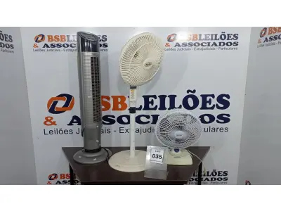 LOTE 035 - 03 VENTILADORES DE MARCAS E MODELOS DIVERSOS. (NO ESTADO) ATENÇÃO! FAZER A VISITAÇÃO ANTES DE ARREMATAR, NÃO SABEMOS SE FUNCIONA, LEILÃO NÃO TEM GARANTIA E NEM DEVOLUÇÃO, SUJEITO A POSSÍVEIS AVARIAS VISÍVEIS/OCULTAS E/OU AUSÊNCIA DE COMPONENTES.