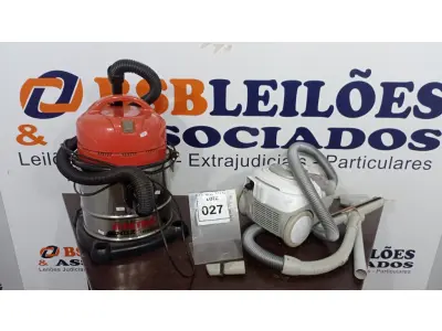 LOTE 027 - 01 ASPIRADOR DE ÁGUA E PÓ MARCA SCHULZ E 01 ASPIRADOR DE PÓ MARCA ELECTROLUX. (NO ESTADO) ATENÇÃO! FAZER A VISITAÇÃO ANTES DE ARREMATAR, NÃO SABEMOS SE FUNCIONA, LEILÃO NÃO TEM GARANTIA E NEM DEVOLUÇÃO, SUJEITO A POSSÍVEIS AVARIAS VISÍVEIS/OCULTAS E/OU AUSÊNCIA DE COMPONENTES.