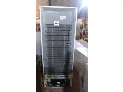 LOTE 240 - 01 GELADEIRA FROST FREE 429L MARCA BRASTEMP ATIVE 220V. (NO ESTADO) ATENÇÃO! FAZER A VISITAÇÃO ANTES DE ARREMATAR, NÃO SABEMOS SE FUNCIONA, LEILÃO NÃO TEM GARANTIA E NEM DEVOLUÇÃO, SUJEITO A POSSÍVEIS AVARIAS VISÍVEIS/OCULTAS E/OU AUSÊNCIA DE COMPONENTES.