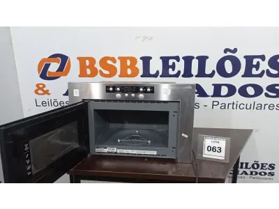 LOTE 063 - 01 FORNO MICRO-ONDAS DE EMBUTIR MARCA BRASTEMP SEM PRATO. (NO ESTADO) ATENÇÃO! FAZER A VISITAÇÃO ANTES DE ARREMATAR, NÃO SABEMOS SE FUNCIONA, LEILÃO NÃO TEM GARANTIA E NEM DEVOLUÇÃO, SUJEITO A POSSÍVEIS AVARIAS VISÍVEIS/OCULTAS E/OU AUSÊNCIA DE COMPONENTES.