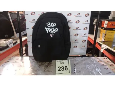 LOTE 236 - 01 MOCHILA DESENHO DO SÃO PAULO NA COR PRETA MARCA GOCASE. (NO ESTADO) ATENÇÃO! FAZER A VISITAÇÃO ANTES DE ARREMATAR, NÃO SABEMOS SE FUNCIONA, LEILÃO NÃO TEM GARANTIA E NEM DEVOLUÇÃO, SUJEITO A POSSÍVEIS AVARIAS VISÍVEIS/OCULTAS E/OU AUSÊNCIA DE COMPONENTES.