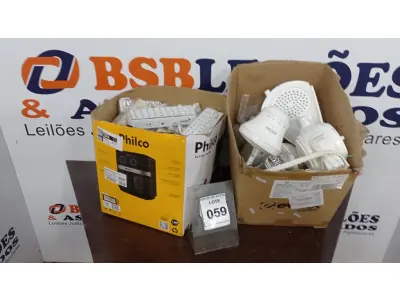 LOTE 059 - 01 LOTE COM GRANDE QUANTIDADE DE LANTERNAS DE EMERGÊNCIA E CHUVEIROS MARCAS E MODELOS DIVERSOS. (NO ESTADO) ATENÇÃO! FAZER A VISITAÇÃO ANTES DE ARREMATAR, NÃO SABEMOS SE FUNCIONA, LEILÃO NÃO TEM GARANTIA E NEM DEVOLUÇÃO, SUJEITO A POSSÍVEIS AVARIAS VISÍVEIS/OCULTAS E/OU AUSÊNCIA DE COMPONENTES.