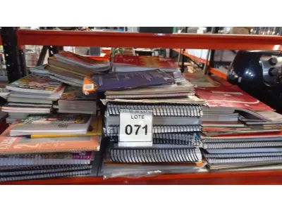 LOTE 071 - 01 LOTE COM GRANDE QUANTIDADE DE LIVROS E APOSTILAS DIVERSOS. (NO ESTADO) ATENÇÃO! FAZER A VISITAÇÃO ANTES DE ARREMATAR, NÃO SABEMOS SE FUNCIONA, LEILÃO NÃO TEM GARANTIA E NEM DEVOLUÇÃO, SUJEITO A POSSÍVEIS AVARIAS VISÍVEIS/OCULTAS E/OU AUSÊNCIA DE COMPONENTES.