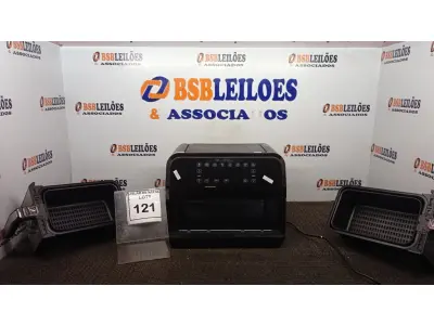 LOTE 121 - 01 AIR FRYER COM 02 FRITADEIRAS 8L MARCA MONDIAL. (NO ESTADO) ATENÇÃO! FAZER A VISITAÇÃO ANTES DE ARREMATAR, NÃO SABEMOS SE FUNCIONA, LEILÃO NÃO TEM GARANTIA E NEM DEVOLUÇÃO, SUJEITO A POSSÍVEIS AVARIAS VISÍVEIS/OCULTAS E/OU AUSÊNCIA DE COMPONENTES.