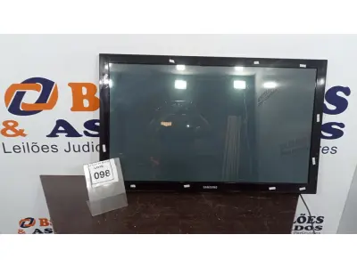 LOTE 098 - 01 TV SAMSUNG 42” PLASMA.  (NO ESTADO) ATENÇÃO! FAZER A VISITAÇÃO ANTES DE ARREMATAR, NÃO SABEMOS SE FUNCIONA, LEILÃO NÃO TEM GARANTIA E NEM DEVOLUÇÃO, SUJEITO A POSSÍVEIS AVARIAS VISÍVEIS/OCULTAS E/OU AUSÊNCIA DE COMPONENTES.