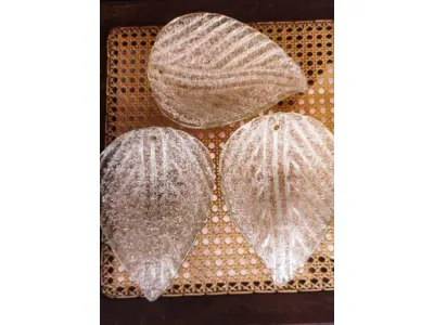 01 LOTE DE PEÇAS PARA ABAJUR, LUSTRES COM 22 CM DE COMPRIMENTO, E 14,5 DE LARGURA.  (NO ESTADO) ATENÇÃO! FAZER A VISITAÇÃO ANTES DE ARREMATAR, NÃO SABEMOS SE FUNCIONA, LEILÃO NÃO TEM GARANTIA E NEM DEVOLUÇÃO, SUJEITO A POSSÍVEIS AVARIAS VISÍVEIS/OCULTAS E/OU AUSÊNCIA DE COMPONENTES.