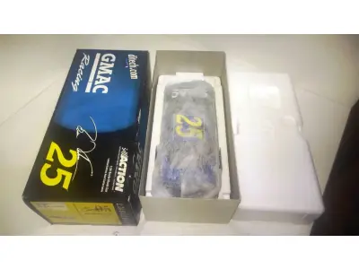 LOTE 091 - 01 RARA MINIATURA BRIAN VICKERS #25 1/24TH GMAC RACING 2004, METAL SUPER CONSERVADA PARECE NOVA, ITEM COMPRADO EM GAREGEM DE ANTIGUIDADES NOS EUA. ITEM DE COLEÇAO. (NO ESTADO) ATENÇÃO! FAZER A VISITAÇÃO ANTES DE ARREMATAR, NÃO SABEMOS SE FUNCIONA, LEILÃO NÃO TEM GARANTIA E NEM DEVOLUÇÃO, SUJEITO A POSSÍVEIS AVARIAS VISÍVEIS/OCULTAS E/OU AUSÊNCIA DE COMPONENTES.