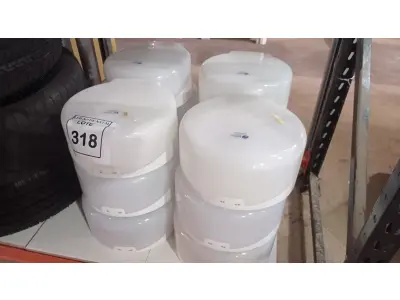 LOTE 318 - 12 DISPENSES DE PAPEL. (NO ESTADO) ATENÇÃO! FAZER A VISITAÇÃO ANTES DE ARREMATAR, NÃO SABEMOS SE FUNCIONA, LEILÃO NÃO TEM GARANTIA E NEM DEVOLUÇÃO, SUJEITO A POSSÍVEIS AVARIAS VISÍVEIS/OCULTAS E/OU AUSÊNCIA DE COMPONENTES.