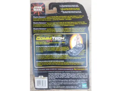 LOTE 073 - 01 HASBRO - STAR WARS EPISÓDIO 1 - FIGURA DARTH SIDIOUS - CHIP DE TECNOLOGIA DE COMUNICAÇÃO (LACRADO) . (NO ESTADO) ATENÇÃO! FAZER A VISITAÇÃO ANTES DE ARREMATAR, NÃO SABEMOS SE FUNCIONA, LEILÃO NÃO TEM GARANTIA E NEM DEVOLUÇÃO, SUJEITO A POSSÍVEIS AVARIAS VISÍVEIS/OCULTAS E/OU AUSÊNCIA DE COMPONENTES.