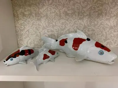 LOTE 079 - 01 LOTE 03 CARPAS IMPORTADAS DE CERÂMICA VITRIFICADA, ADQUIRIDOS EM BALI. MAIOR MED. 35 CM DE LARGURA. UMA DELAS APRESENTA DISCRETO BICADO. (NO ESTADO) ATENÇÃO! FAZER A VISITAÇÃO ANTES DE ARREMATAR, NÃO SABEMOS SE FUNCIONA, LEILÃO NÃO TEM GARANTIA E NEM DEVOLUÇÃO, SUJEITO A POSSÍVEIS AVARIAS VISÍVEIS/OCULTAS E/OU AUSÊNCIA DE COMPONENTES.