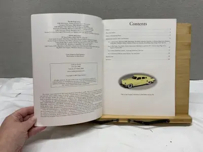 LOTE 111 - 01 REVISTA MOSTRUÁRIO MATCHBOX ANTIGA EM ÓTIMO ESTADO ITEM COMPRADO EM GARAGENS DE ANTIGUIDADES NOS EAU ITEM ORIGINAL. (NO ESTADO) ATENÇÃO! FAZER A VISITAÇÃO ANTES DE ARREMATAR, NÃO SABEMOS SE FUNCIONA, LEILÃO NÃO TEM GARANTIA E NEM DEVOLUÇÃO, SUJEITO A POSSÍVEIS AVARIAS VISÍVEIS/OCULTAS E/OU AUSÊNCIA DE COMPONENTES.