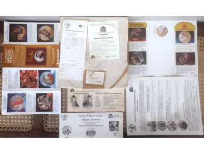 LOTE 253 - 01 LINDO PRATO  "HARMONY" DA OBRA ORIGINAL DE BESSIE PEASE GUTMANN SEGUNDA EDIÇÃO DA SÉRIE THE MAGICAL MOMENTS DA CURATOR COLLECTION LTD. PRATO  NÚMERO 702L 1981 THE CURATOR COLLECTION LTD. FABRICADO NOS EUA NA DÉCADA DE 80 TAMANHO DA PLACA: 21,5 CM DE  DIÂMETRO, COM CAIXA E CERTIFICADO DE AUTENTICIDADE E TODOS OS FOLHETOS ORIGINAL DO MESMO.ITEM COMPRADO E GARAGENS DE ANTIGUIDADES NOS EUA. SUPORTE PARA PRATO NÃO INCLUÍDO NESTA VENDA. (NO ESTADO) ATENÇÃO! FAZER A VISITAÇÃO ANTES DE ARREMATAR, NÃO SABEMOS SE FUNCIONA, LEILÃO NÃO TEM GARANTIA E NEM DEVOLUÇÃO, SUJEITO A POSSÍVEIS AVARIAS VISÍVEIS/OCULTAS E/OU AUSÊNCIA DE COMPONENTES.