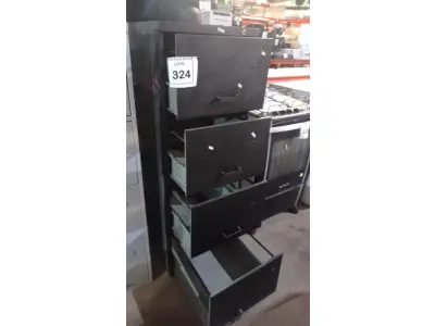 LOTE 324 - 01 ARQUIVO DE AÇO COM 04 GAVETAS. (NO ESTADO) ATENÇÃO! FAZER A VISITAÇÃO ANTES DE ARREMATAR, NÃO SABEMOS SE FUNCIONA, LEILÃO NÃO TEM GARANTIA E NEM DEVOLUÇÃO, SUJEITO A POSSÍVEIS AVARIAS VISÍVEIS/OCULTAS E/OU AUSÊNCIA DE COMPONENTES.