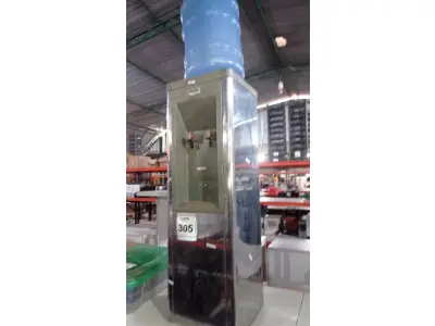 LOTE 305 - 01 BEBEDOURO EM INOX PARA GARRAFÃO MARCA IBBL. (NO ESTADO) ATENÇÃO! FAZER A VISITAÇÃO ANTES DE ARREMATAR, NÃO SABEMOS SE FUNCIONA, LEILÃO NÃO TEM GARANTIA E NEM DEVOLUÇÃO, SUJEITO A POSSÍVEIS AVARIAS VISÍVEIS/OCULTAS E/OU AUSÊNCIA DE COMPONENTES.