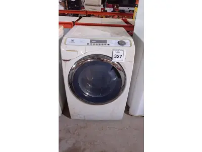 LOTE 327 - 01 MÁQUINA LAVA E SECA MARCA ELECTROLUX. (NO ESTADO) ATENÇÃO! FAZER A VISITAÇÃO ANTES DE ARREMATAR, NÃO SABEMOS SE FUNCIONA, LEILÃO NÃO TEM GARANTIA E NEM DEVOLUÇÃO, SUJEITO A POSSÍVEIS AVARIAS VISÍVEIS/OCULTAS E/OU AUSÊNCIA DE COMPONENTES.