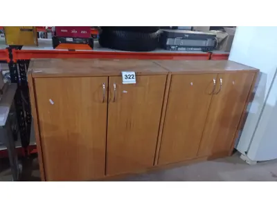 LOTE 322 - 01 ARMÁRIO BAIXO COM 04 PORTAS. (NO ESTADO) ATENÇÃO! FAZER A VISITAÇÃO ANTES DE ARREMATAR, NÃO SABEMOS SE FUNCIONA, LEILÃO NÃO TEM GARANTIA E NEM DEVOLUÇÃO, SUJEITO A POSSÍVEIS AVARIAS VISÍVEIS/OCULTAS E/OU AUSÊNCIA DE COMPONENTES.