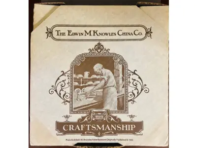 LOTE 038 - 01 RARO PRATO DE COLECIONADOR KNOWLES MINT DE 1983. COM 21,5 CM DE CUMPRIMENTO EDIÇÃO LIMITADA DA COLEÇÃO NORMAN ROCKWELL."MEETING ON THE PATH" "ENCONTRO NO CAMINHO", D, ROCKWELL SOCIETY NO VERSO DA PLACA. COM CERTIFICADO DE AUTENTICIDADE, EMBALAGEM ORIGINAL. LIMITADO A 100 DIAS DE PRODUÇÃO. ITEM COMPRADO EM GARAGENS DE ANTIGUIDADES NOS EUA.SUPORTE PARA PRATO NÃO INCLUÍDO NESTA VENDA. (NO ESTADO) ATENÇÃO! FAZER A VISITAÇÃO ANTES DE ARREMATAR, NÃO SABEMOS SE FUNCIONA, LEILÃO NÃO TEM GARANTIA E NEM DEVOLUÇÃO, SUJEITO A POSSÍVEIS AVARIAS VISÍVEIS/OCULTAS E/OU AUSÊNCIA DE COMPONENTES.