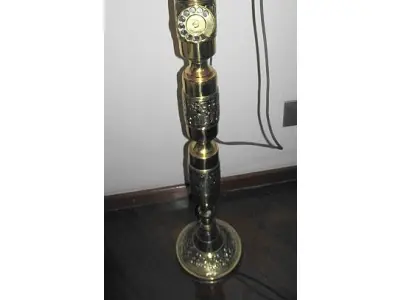 LOTE 035 - 01 RARO TELEFONE IMPORTADO  FUNCIONANDO. FUNCIONANDO ATE O MOMENTO SEM GARANTIAS FUTURAS  ALT. 117CM. (NO ESTADO) ATENÇÃO! FAZER A VISITAÇÃO ANTES DE ARREMATAR, NÃO SABEMOS SE FUNCIONA, LEILÃO NÃO TEM GARANTIA E NEM DEVOLUÇÃO, SUJEITO A POSSÍVEIS AVARIAS VISÍVEIS/OCULTAS E/OU AUSÊNCIA DE COMPONENTES.