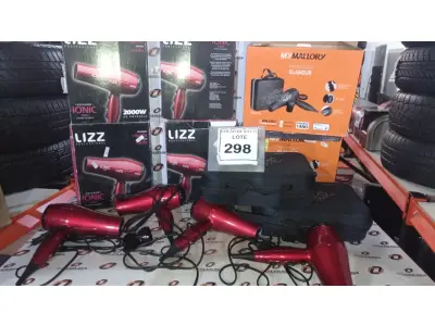 LOTE 298 - 04 SECADORES DE CABELO MARCA LIZZ 220V E 02 SECADORES DE CABELO MARCA MALLORY 127V . (NO ESTADO) ATENÇÃO! FAZER A VISITAÇÃO ANTES DE ARREMATAR, NÃO SABEMOS SE FUNCIONA, LEILÃO NÃO TEM GARANTIA E NEM DEVOLUÇÃO, SUJEITO A POSSÍVEIS AVARIAS VISÍVEIS/OCULTAS E/OU AUSÊNCIA DE COMPONENTES.