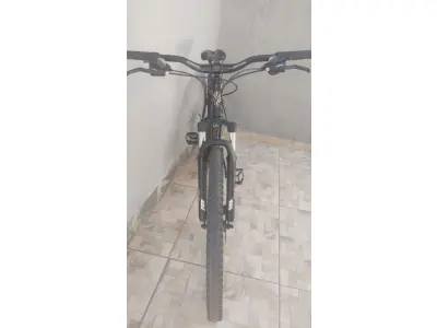 LOTE 027 - 01 BICICLETA ARO 29 GONEW ENDORPHINE 5,3 MTB FOI TODA RESIVIDAS RECENTEMENTE. (NO ESTADO) ATENÇÃO! FAZER A VISITAÇÃO ANTES DE ARREMATAR, NÃO SABEMOS SE FUNCIONA, LEILÃO NÃO TEM GARANTIA E NEM DEVOLUÇÃO, SUJEITO A POSSÍVEIS AVARIAS VISÍVEIS/OCULTAS E/OU AUSÊNCIA DE COMPONENTES.
