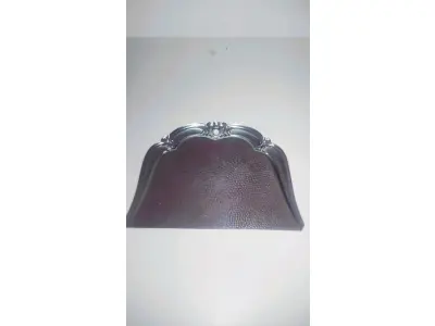 LOTE 011 - 01 CATA MIGALHAS CONHECIDO COMO MORDOMO SILENCIOSO DECADA DE 80, COMPRADOS EM GARAGEM DE ANTIGUIDADES DOS EUA. (NO ESTADO) ATENÇÃO! FAZER A VISITAÇÃO ANTES DE ARREMATAR, NÃO SABEMOS SE FUNCIONA, LEILÃO NÃO TEM GARANTIA E NEM DEVOLUÇÃO, SUJEITO A POSSÍVEIS AVARIAS VISÍVEIS/OCULTAS E/OU AUSÊNCIA DE COMPONENTES.