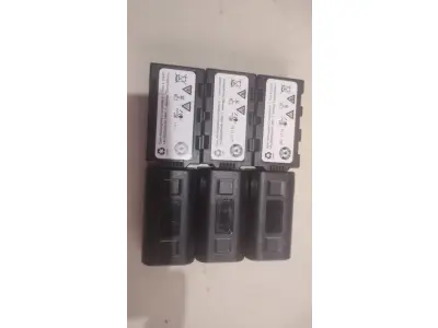 01 LOTE COM BATERIAS GPS JUNIPER LOTE COM 12 BATERIAS ALGUMAS NÃO ESTÁ CARREGANDO E ALGUMAS CARREGADAS. (NO ESTADO) ATENÇÃO! FAZER A VISITAÇÃO ANTES DE ARREMATAR, NÃO SABEMOS SE FUNCIONA, LEILÃO NÃO TEM GARANTIA E NEM DEVOLUÇÃO, SUJEITO A POSSÍVEIS AVARIAS VISÍVEIS/OCULTAS E/OU AUSÊNCIA DE COMPONENTES.