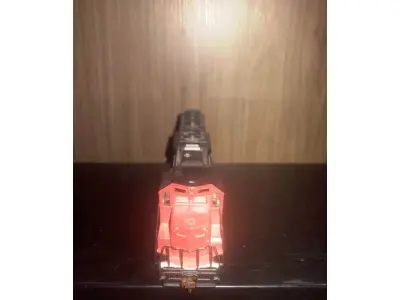 LOTE 146 - 01 RARA LOCOMOTIVA A DIESEL ATHEARN HO SCALE CANADIAN NATIONAL CN #5012 COM 20 CM DE CUMPRIMENTO, ITEM COMPRADO EM GARAGENS DE ANTIGUIDADES NOS EUA. (NO ESTADO) ATENÇÃO! FAZER A VISITAÇÃO ANTES DE ARREMATAR, NÃO SABEMOS SE FUNCIONA, LEILÃO NÃO TEM GARANTIA E NEM DEVOLUÇÃO, SUJEITO A POSSÍVEIS AVARIAS VISÍVEIS/OCULTAS E/OU AUSÊNCIA DE COMPONENTES.